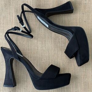 STEVE MADDEN Lashed Heels | Women's Size 9 | Black